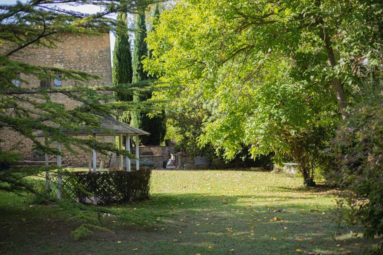 Le Vieux Moulin De Jouques Bed and Breakfast Εξωτερικό φωτογραφία