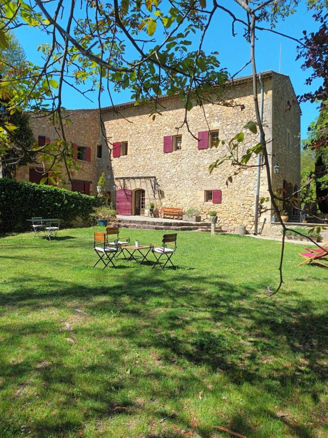 Le Vieux Moulin De Jouques Bed and Breakfast Εξωτερικό φωτογραφία