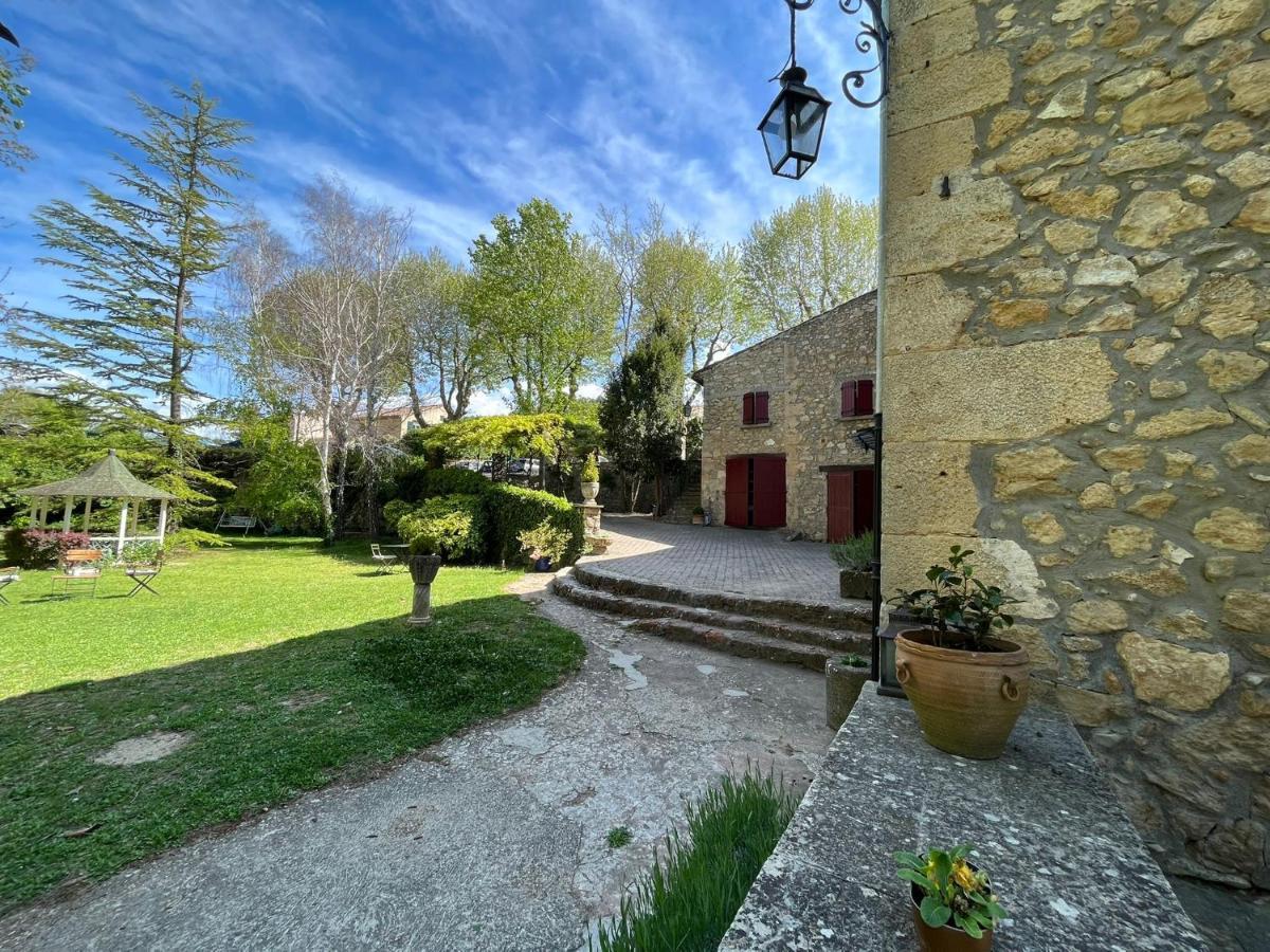 Le Vieux Moulin De Jouques Bed and Breakfast Εξωτερικό φωτογραφία
