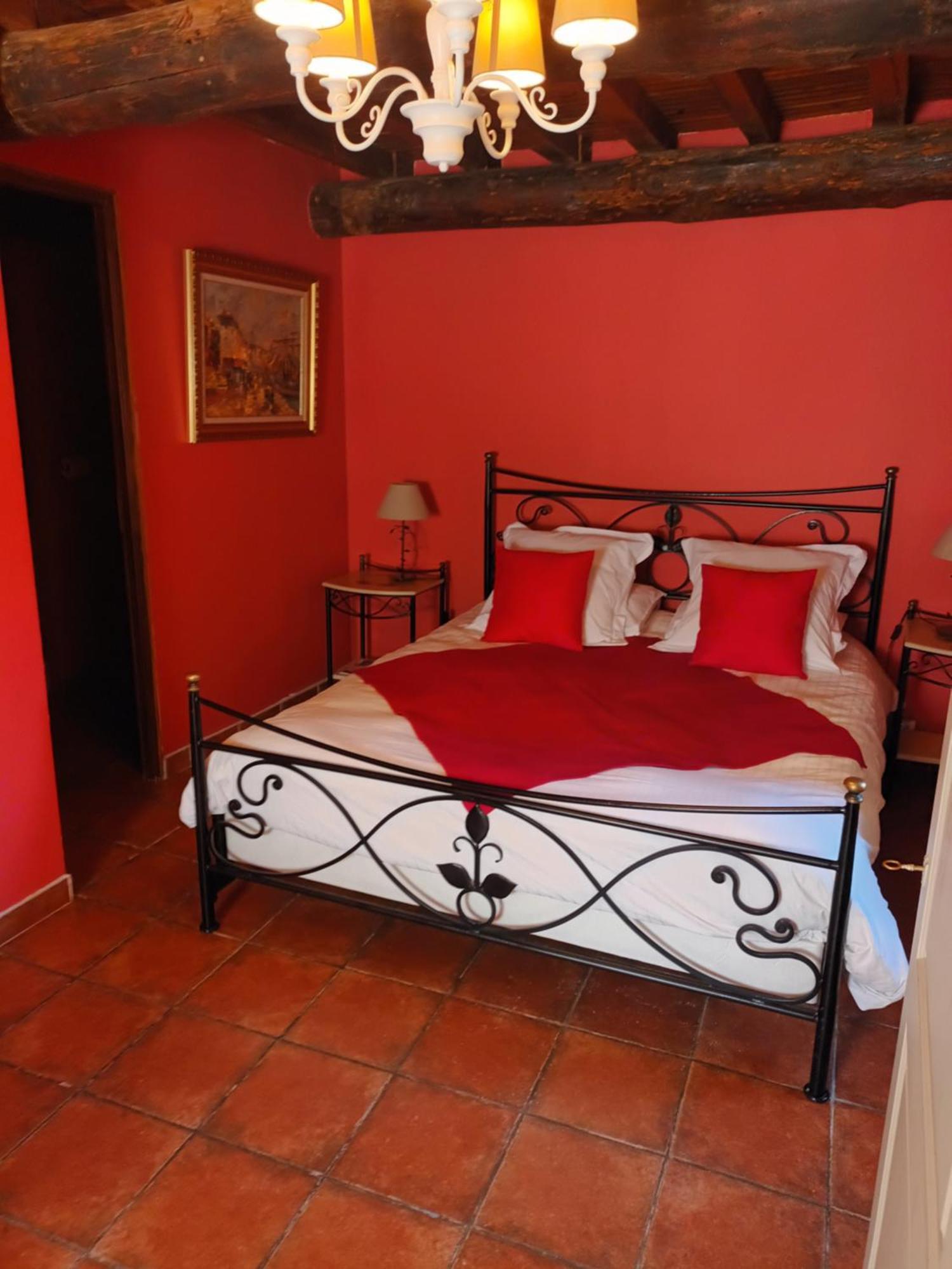 Le Vieux Moulin De Jouques Bed and Breakfast Εξωτερικό φωτογραφία