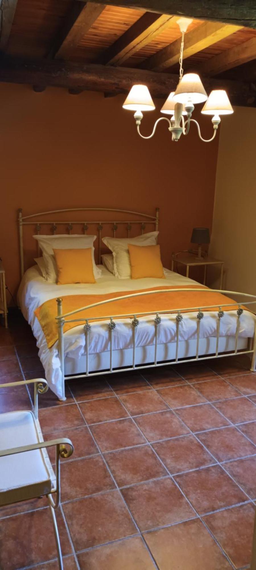 Le Vieux Moulin De Jouques Bed and Breakfast Εξωτερικό φωτογραφία