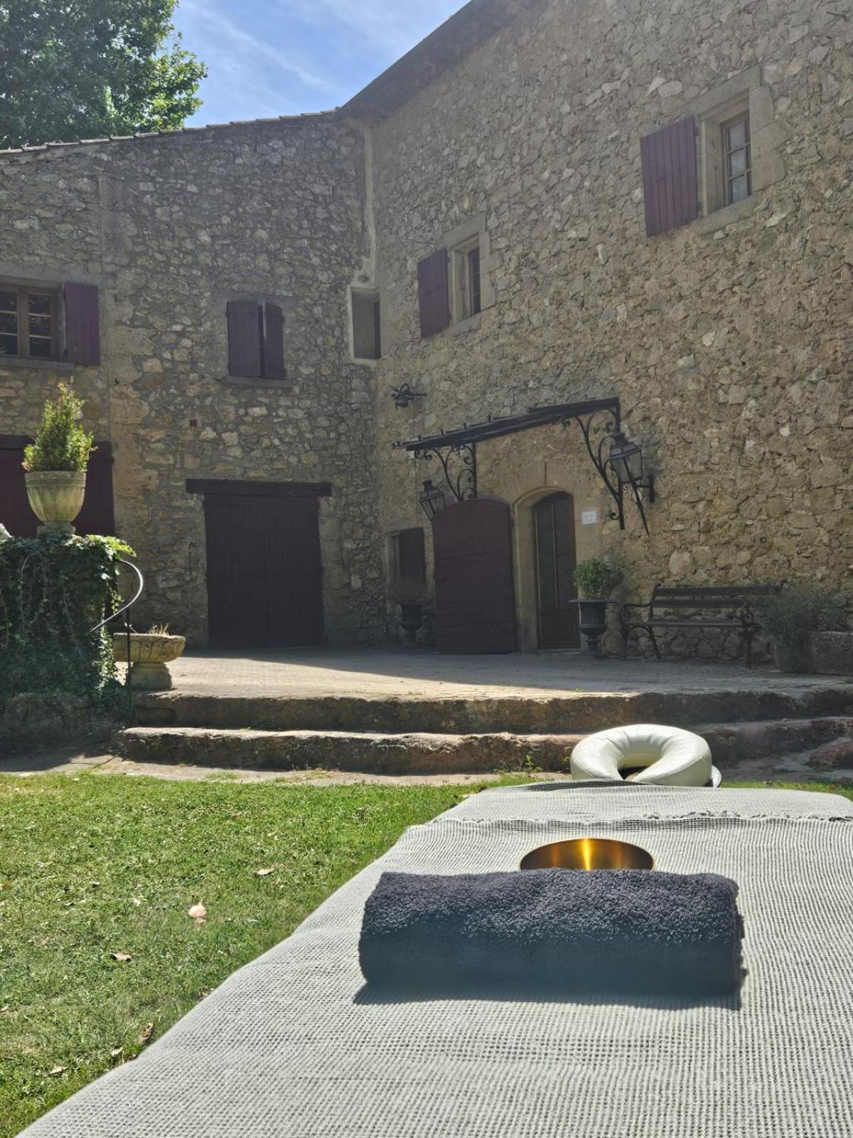 Le Vieux Moulin De Jouques Bed and Breakfast Εξωτερικό φωτογραφία