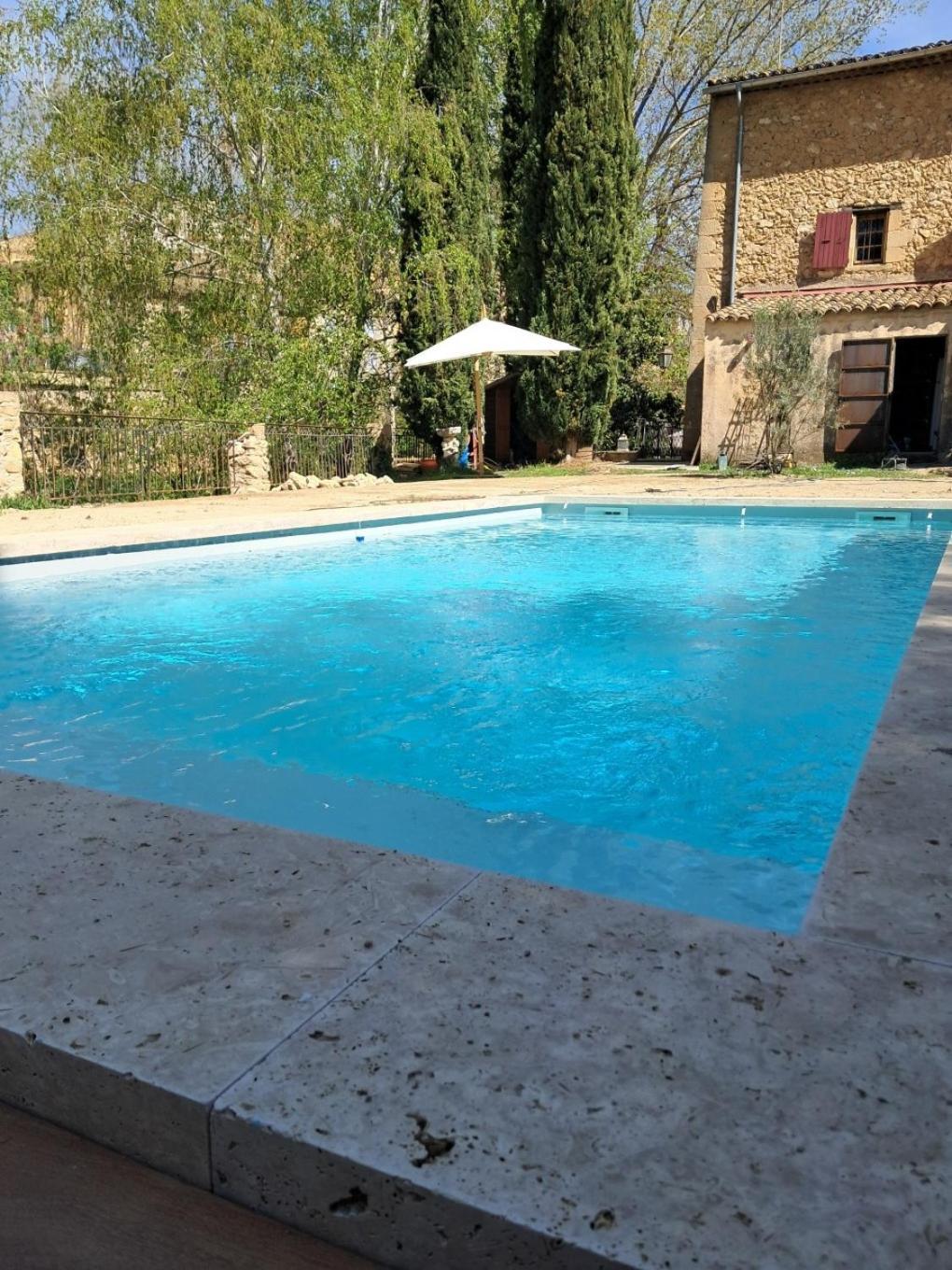 Le Vieux Moulin De Jouques Bed and Breakfast Εξωτερικό φωτογραφία