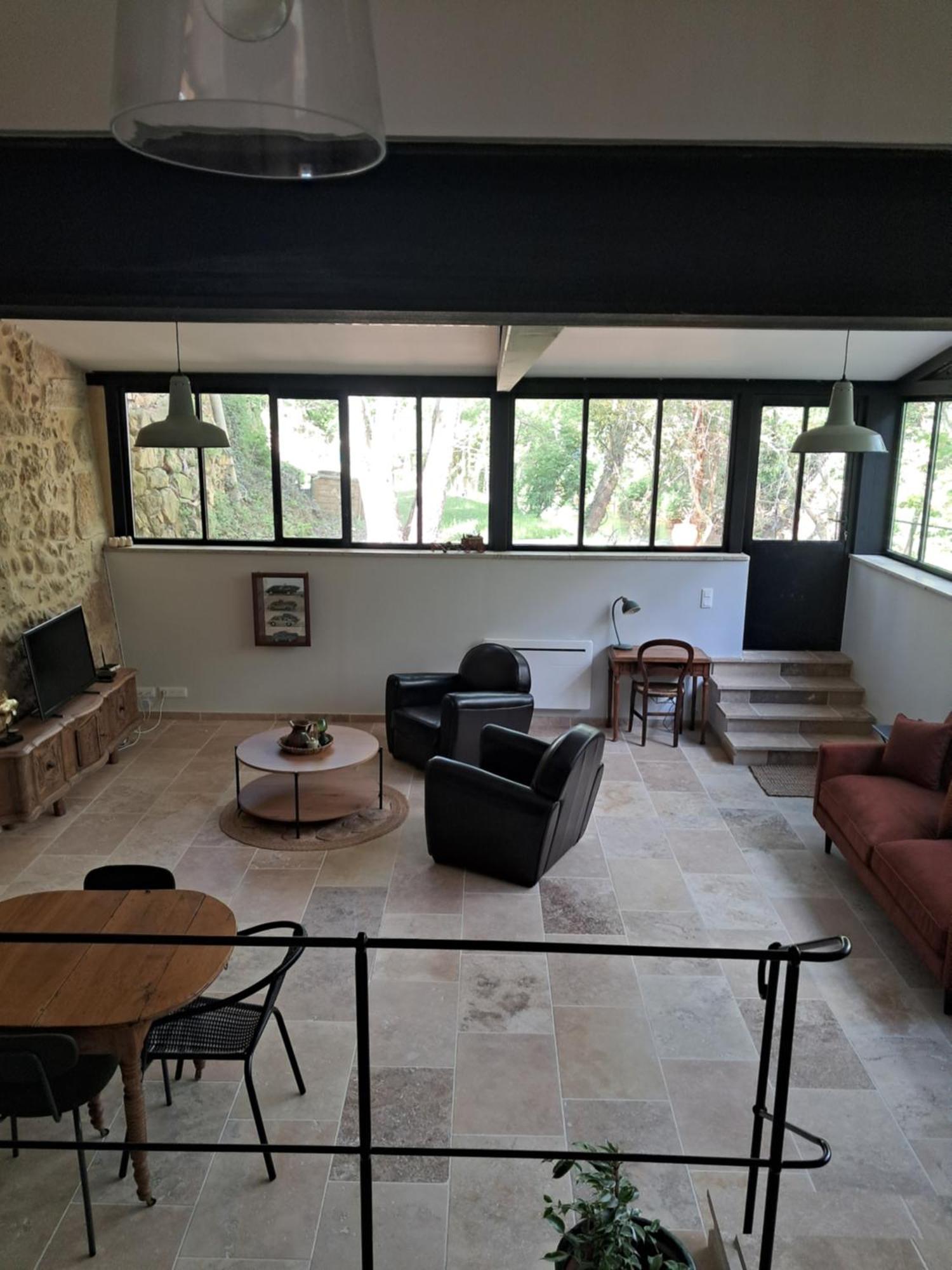 Le Vieux Moulin De Jouques Bed and Breakfast Εξωτερικό φωτογραφία